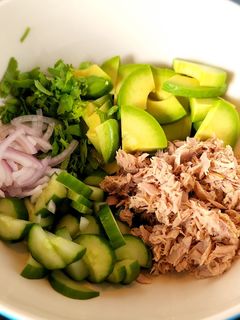 รูปของ Avocado Tuna Salad