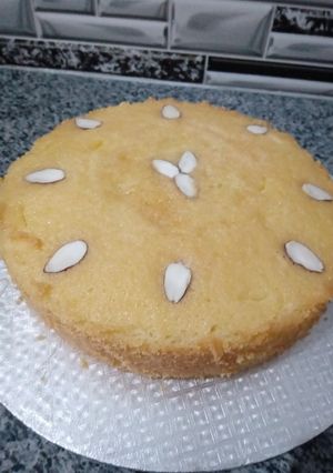 A picture of Tea Cake.