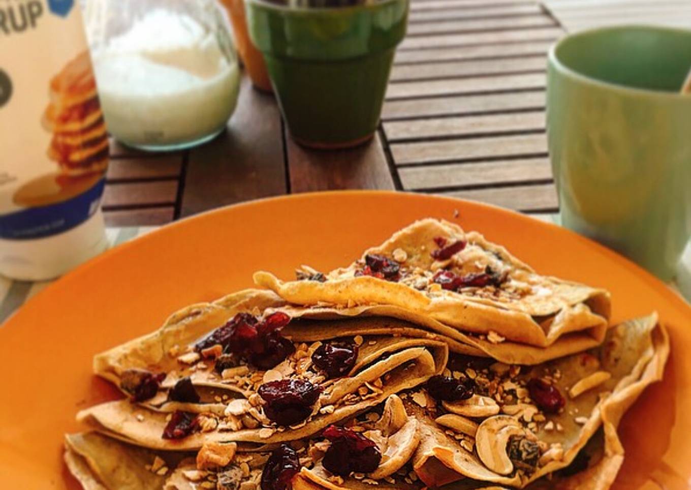 Crepes de avena fit con muesli y arándanos