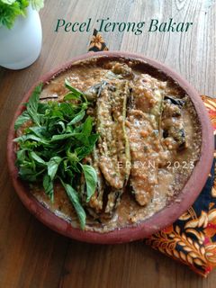 Foto resep Pecel Terong Bakar