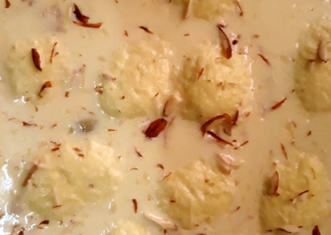 Instant rasmalai 😊(sweet dish) recipe main photo