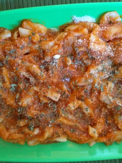 Una foto de Macarrones con atún y queso sin hidratos y sin azúcar