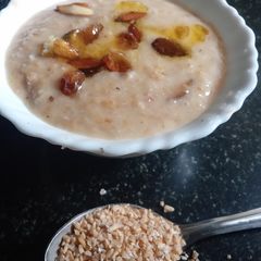 A picture of Broken wheat payasam.