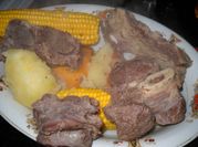 Una foto de carne falda