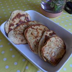 Delicious plain naans A picture of Delicious plain naans.