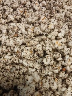 A picture of Cookies & Cream Popcorn.