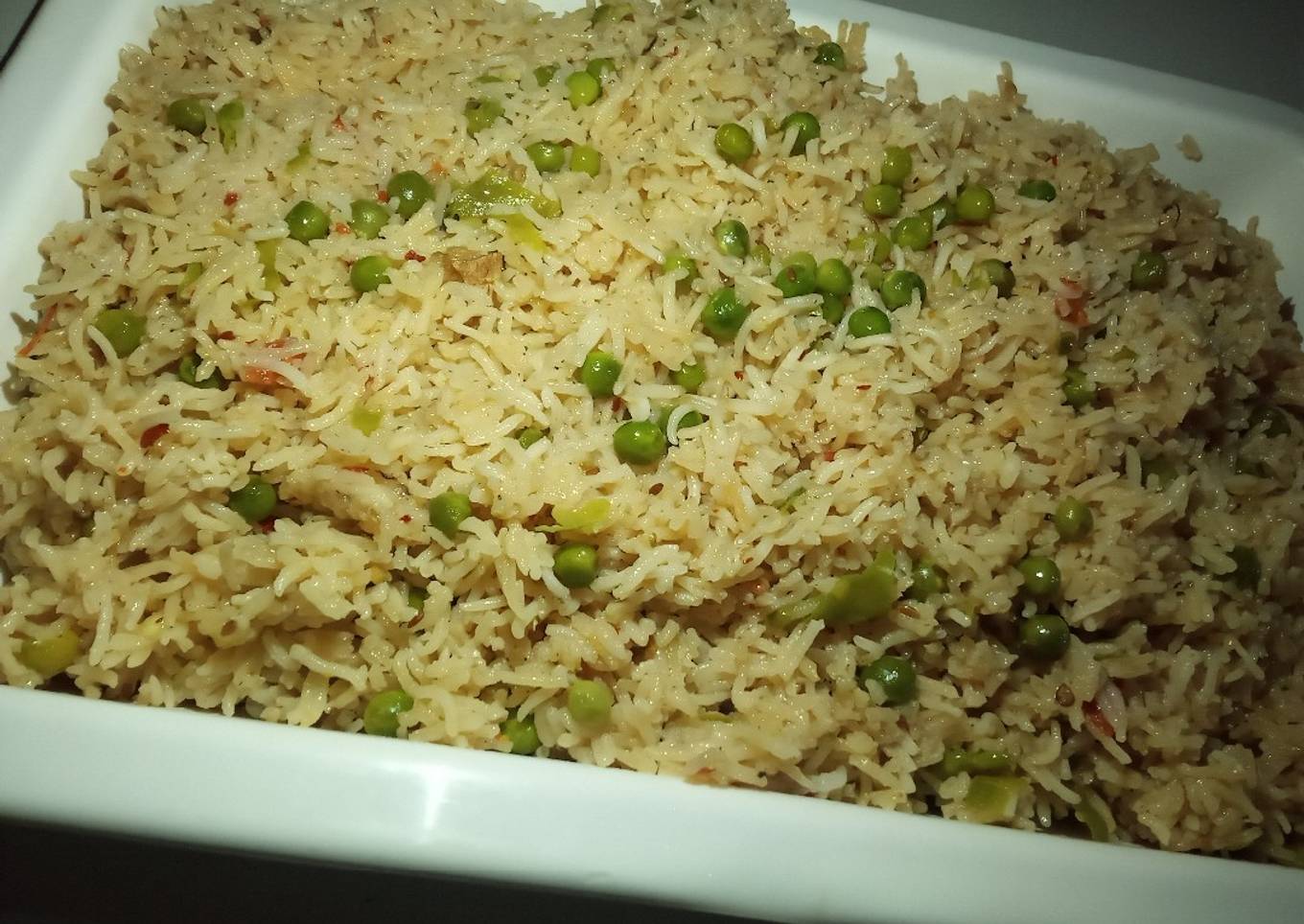 Green peas and green chillies rice