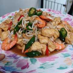A picture of Tumis Udang Tahu Tauge.