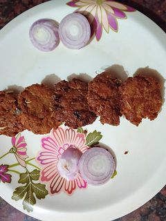 सोयाबीन कबाब (soyabean kabab recipe in Hindi) रेसिपी मुख्य फोटो