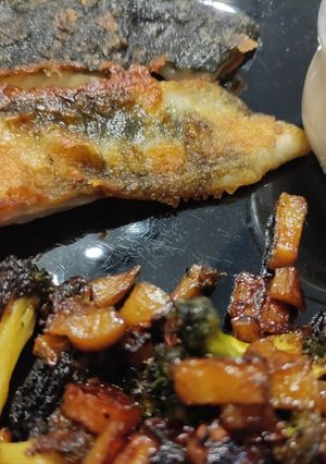 Una foto de Rodaballo a la Plancha con Mayonesa de Humo y Brócoli y Patatas