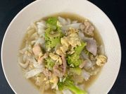Gambar mie tiaw siram