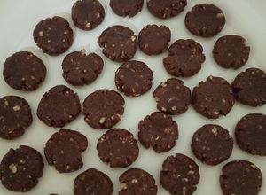 Foto resep Oat chocolate cookies teflon no mixer&egg - cemilan anak 2,5thn
