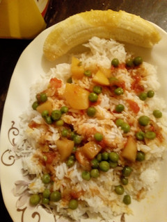 A picture of Green peas & rice.