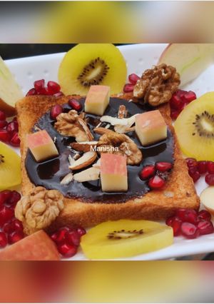 A picture of Nutti Fruitti Chocolate Toast.