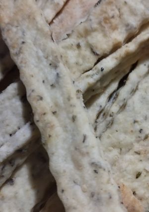 Una foto de Palitos de orégano y queso