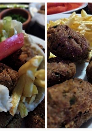 Una foto de Kipes - Kepes - Quipes / Bocaditos Libanéses