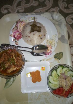 A picture of Rice and beans (garau garau).