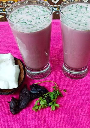 सोलकढी (solkadhi recipe in marathi) रेसिपी चे मुख्य फोटो 