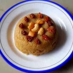 Sapota Milk Kesari A picture of Sapota Milk Kesari.