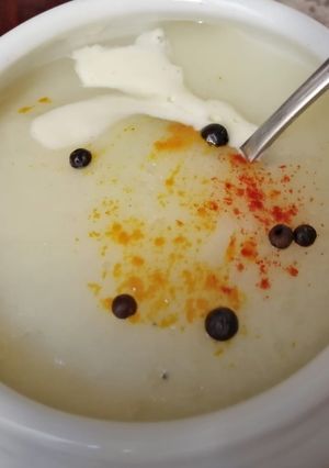 Une photo de Velouté de🍲 chou-fleur 🌶️