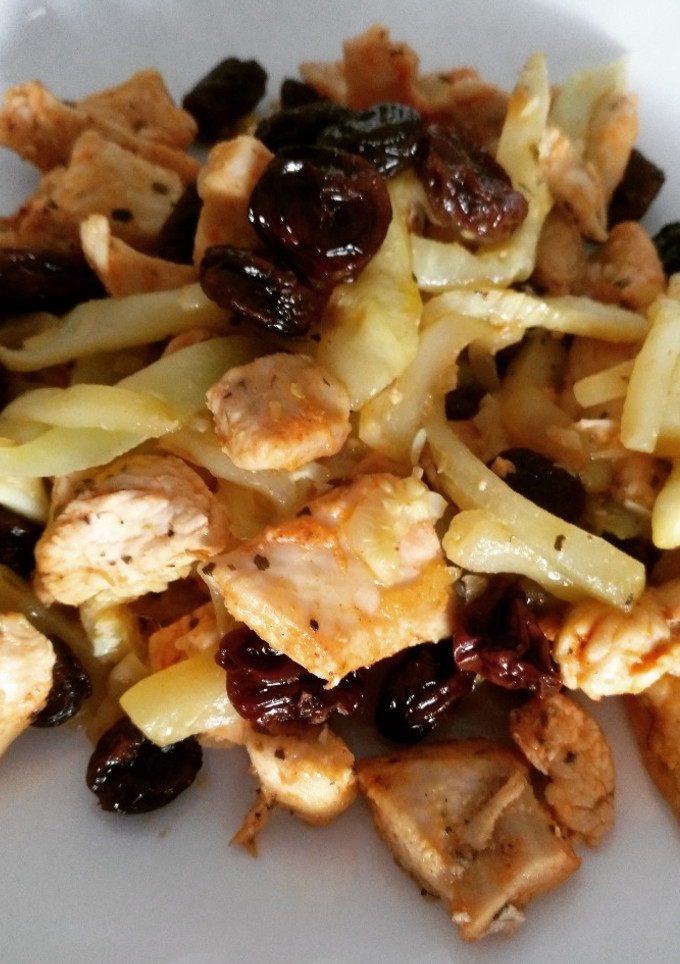 Una foto de Pechuga de pollo aromática