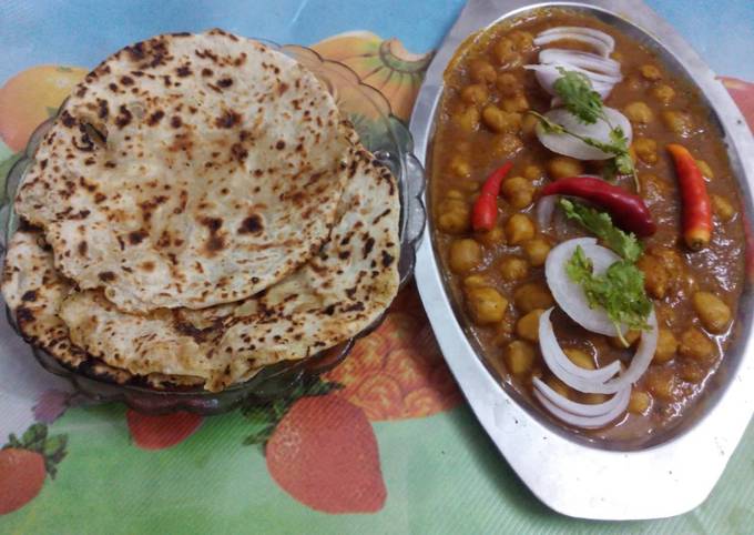 Chole-kulche