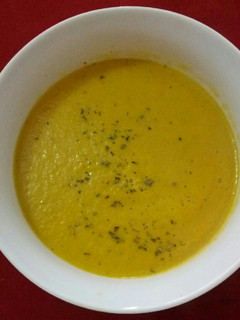 Una foto de Crema de calabacín y zanahoria