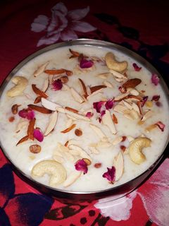चावल की खीर (chawal ki kheer recipe in Hindi) रेसिपी मुख्य फोटो
