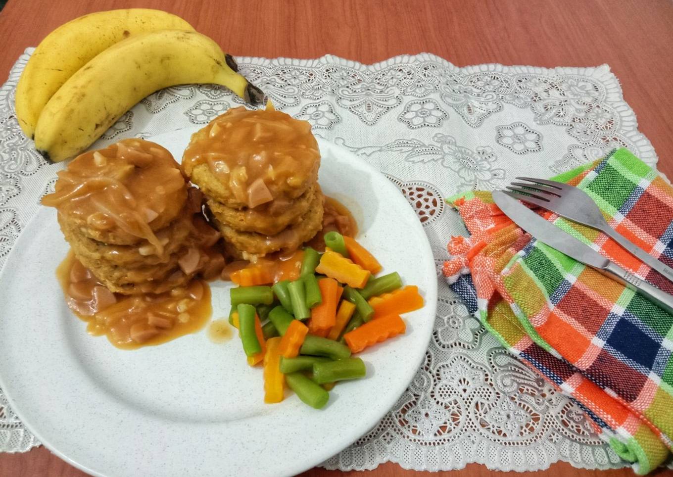 Hamburg steak kulit pisang with brown sauce