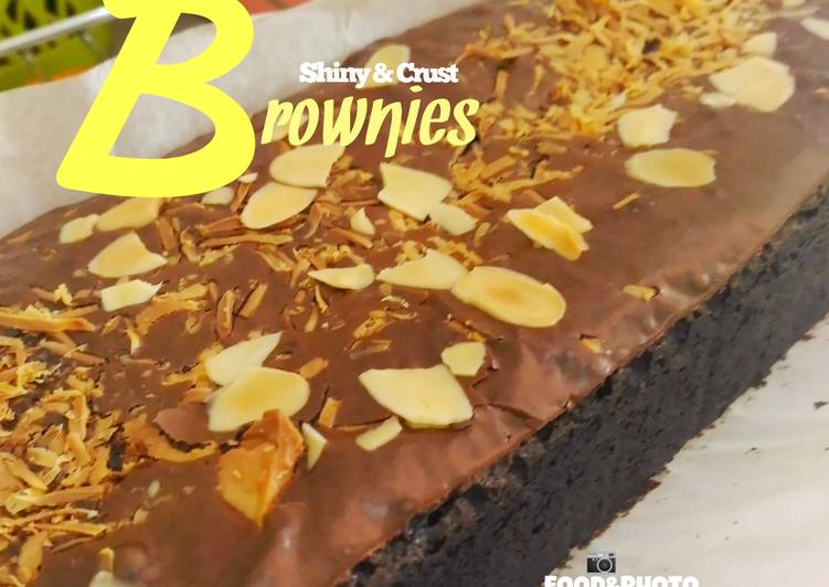 Cara Gampang Membuat Shiny &amp; Crust Brownies yang Menggugah Selera
