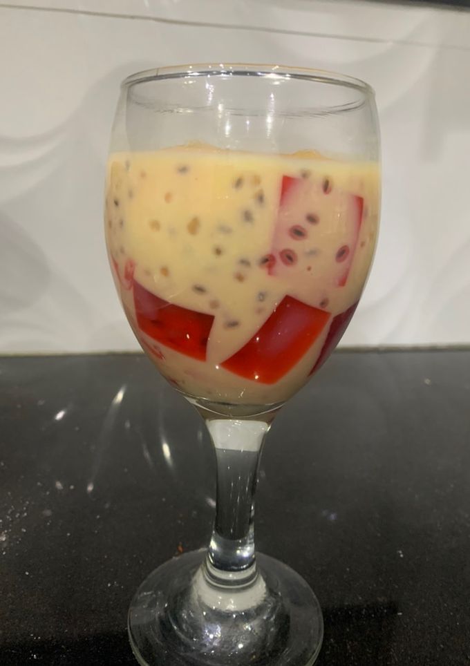 A picture of Quick Custard and Sagodana Dessert.