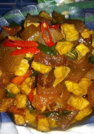 Foto resep Tumis kikil tahu exsta pedas