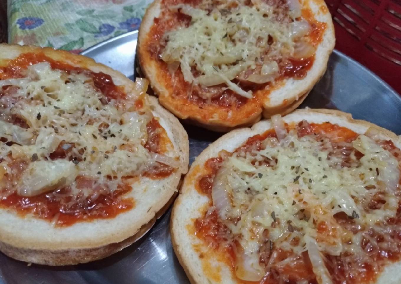 Pizza Roti Tawar - Darurat Berbuka