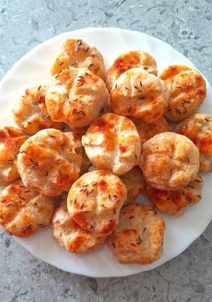 Sajtos köményes pogácsa recept fotója