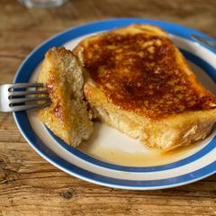 A picture of 🍞 Fluffy Thick French Toast.
