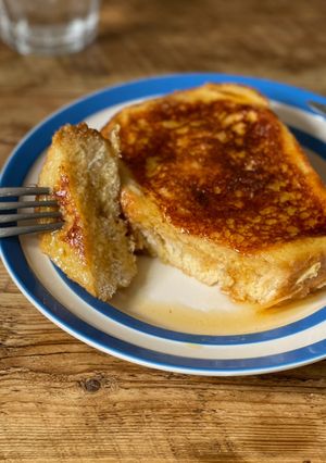A picture of 🍞 Fluffy Thick French Toast.