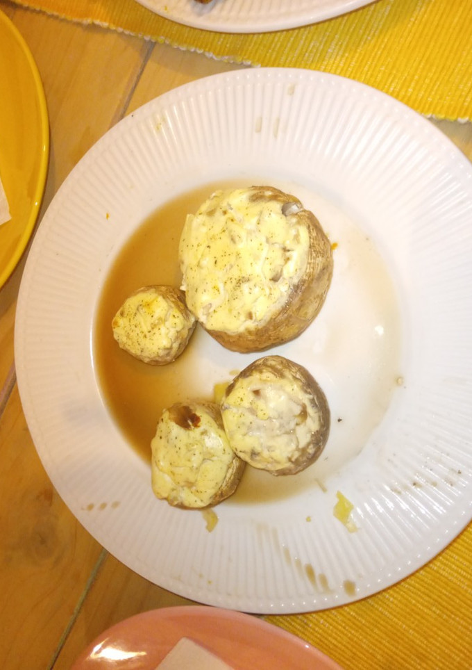 Una foto de Champiñones rellenos