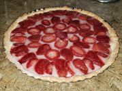 Una foto de tartaleta de fresas
