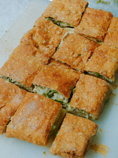Foto resep Martabak Telur Ala Mamang Ujung Jalan (Martabak Versi Jualan)