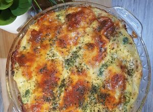 Foto resep 13. Cheesy Baked Potato and Brocoli