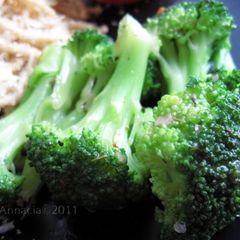 A picture of Drunken Italian Broccoli.