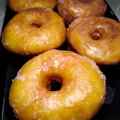 A picture of Dunkin Doughnuts.