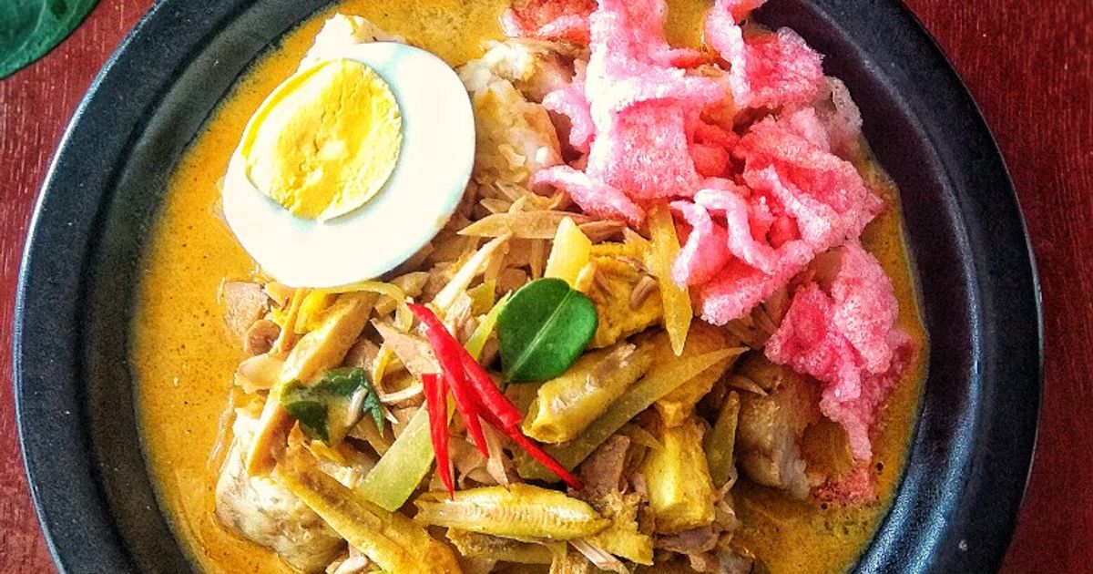 Lontong sayur Padang