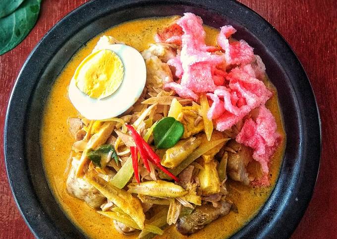 Lontong Sayur Padang