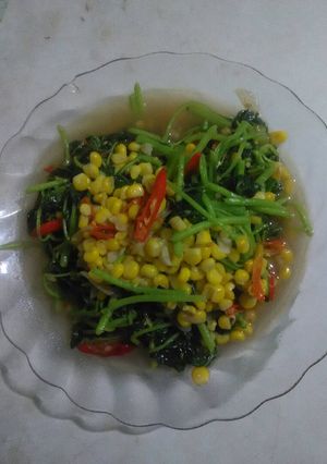 Foto resep Tumis Bayam Jagung Pipril