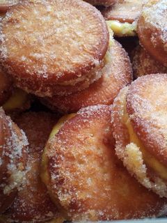 Una foto de Galletas rellenas de flan