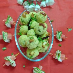 Suji coconut balls A picture of Suji coconut balls.