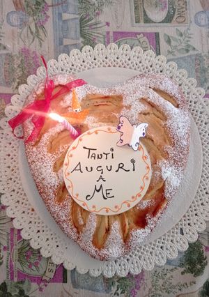 Foto di Torta di mele senza uova🌹