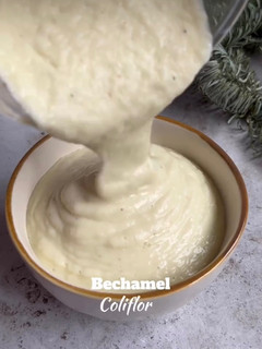 Una foto de Bechamel de coliflor sin gluten