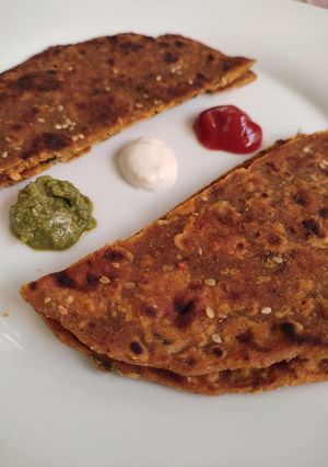 સદા બહાર ટેસ્ટી ઢેબરા રેસીપી મુખ્ય ફોટો